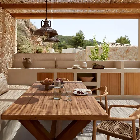 The Wildt - Exclusive Coastal Living *