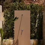 The Wildt - Exclusive Coastal Living Villa